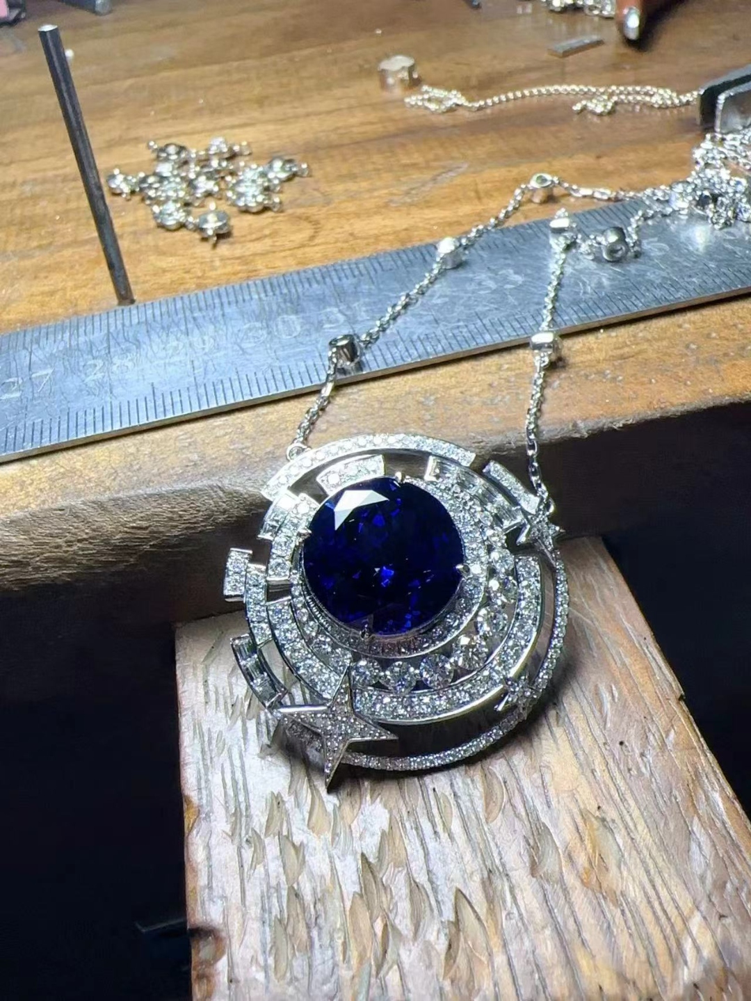 Lora Zhang — Atelier